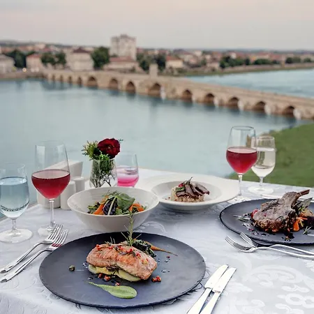Hotel Merit Grand Mosta & Casino 5*